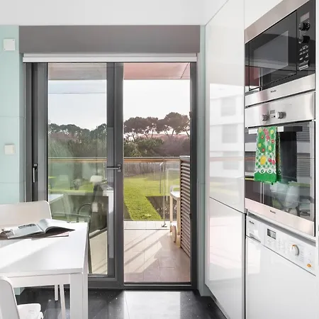 Altido Superb Apt With Terrace, Pool And In *