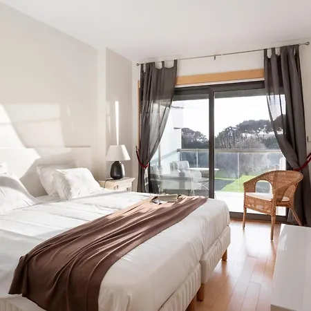Altido Superb Apt With Terrace, Pool And In * カスカイス